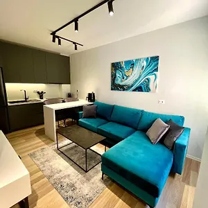 center-of-tirana-1017.hotels-in-tirana.com/